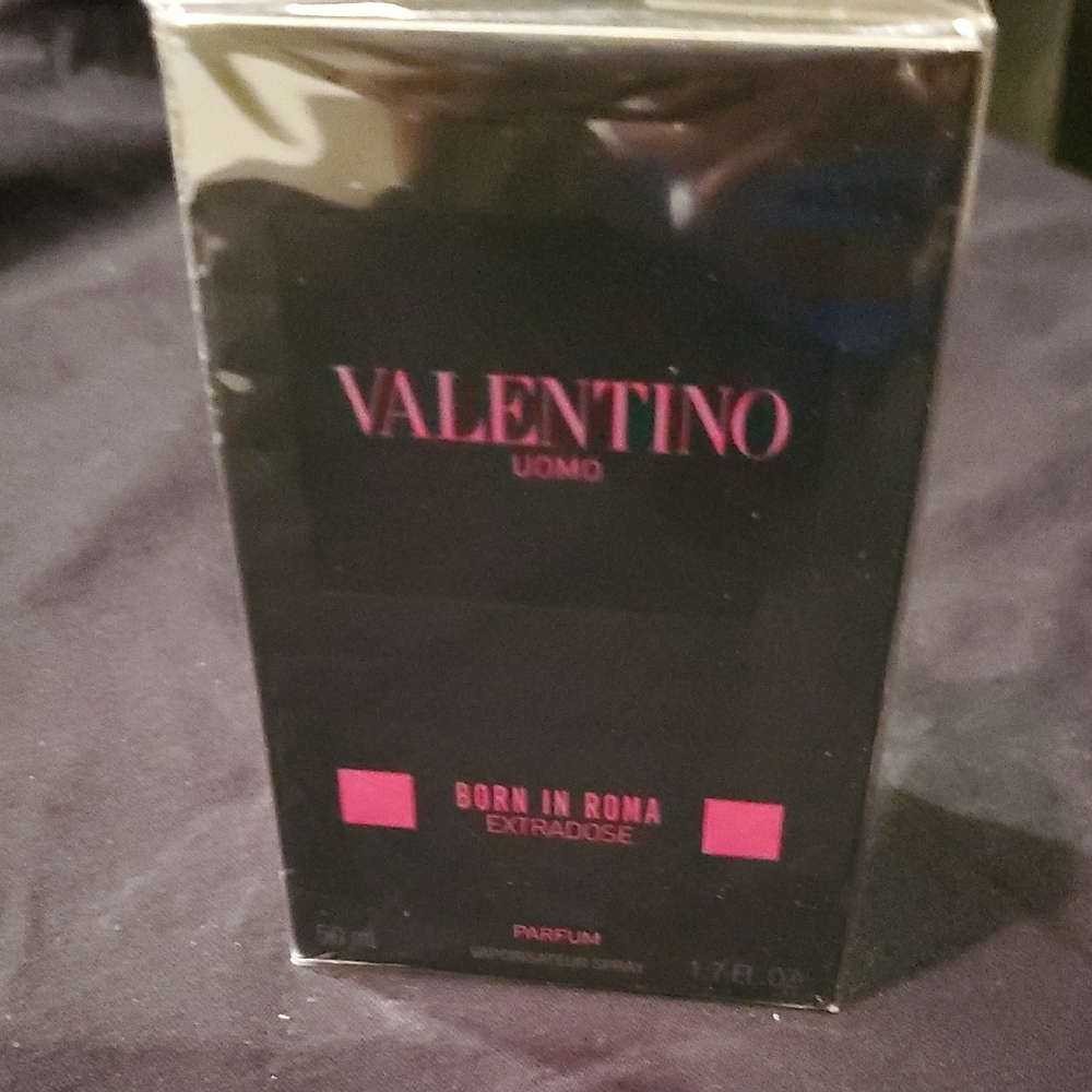 Valentino   Extradose Born In Roma